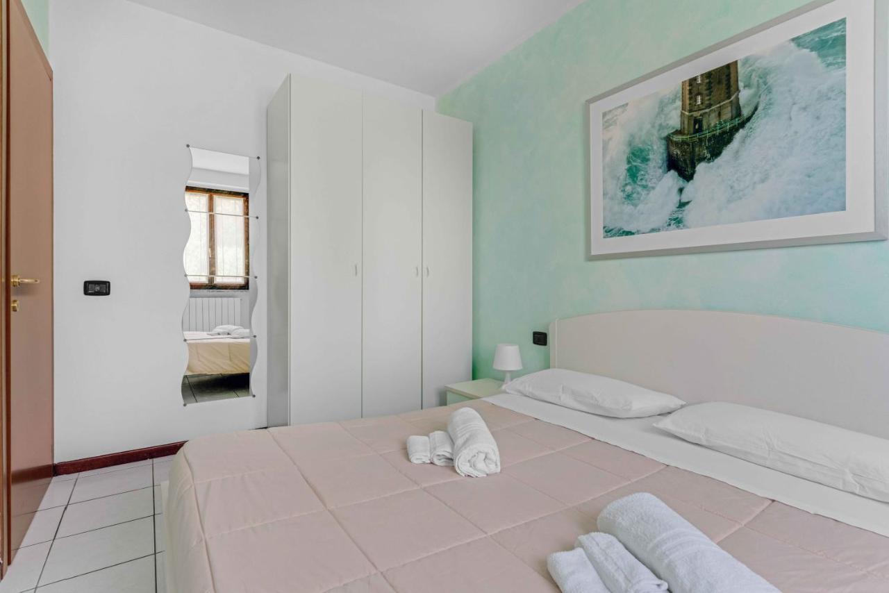 -Piscina E Parcheggio- Casa A Pochi Passi Dal Lago Padenghe sul Garda Esterno foto